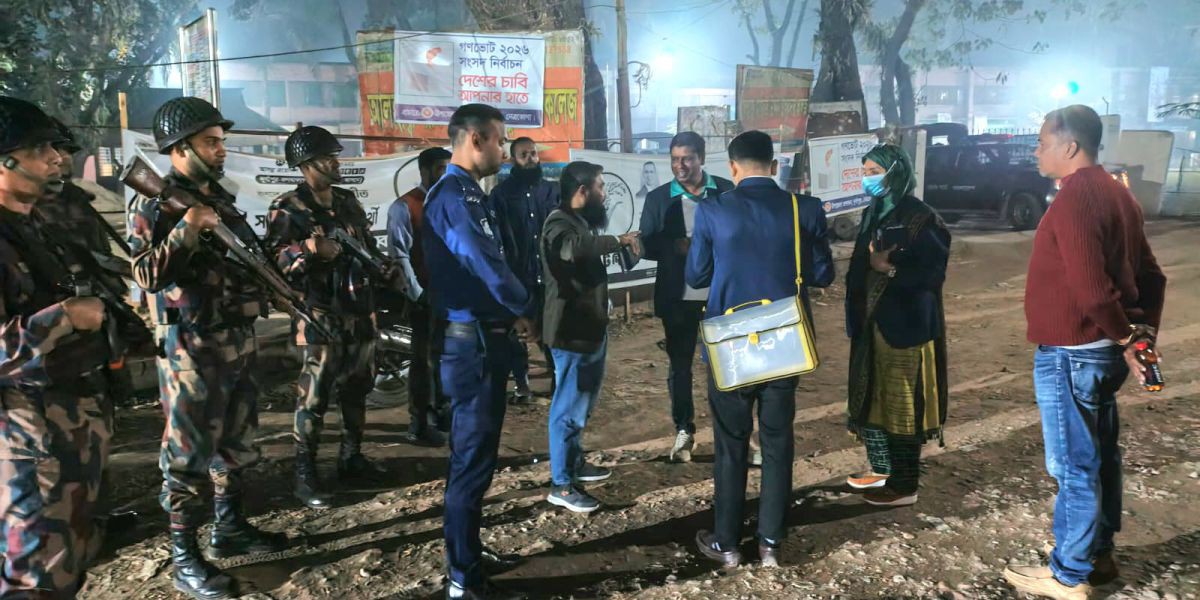 দুর্গাপুরে নির্বাচনী আচরণবিধি ভঙ্গ: দুই প্রার্থীর সমর্থককে জরিমানা..