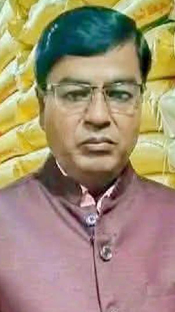 ত্রিশালে নিজ দোকানের ভেতর চাল ব্যবসায়ীকে কুপিয়ে হত্যা, শাটার বন্ধ করে পালাল দুর্বৃত্তরা