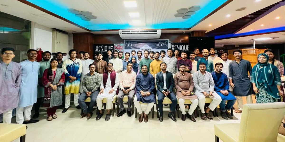 জবি আইটি সোসাইটির ইফতার মাহফিল ও অ্যাওয়ার্ড প্রদান অনুষ্ঠিত..