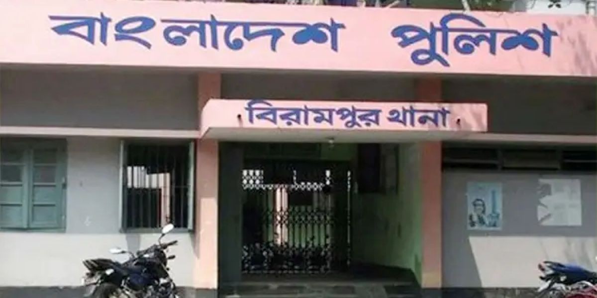 অসুস্থ শ্বশুরকে ডাক্তার দেখাতে যাওয়ার পথে সড়কে প্রাণ গেলো নারীর..