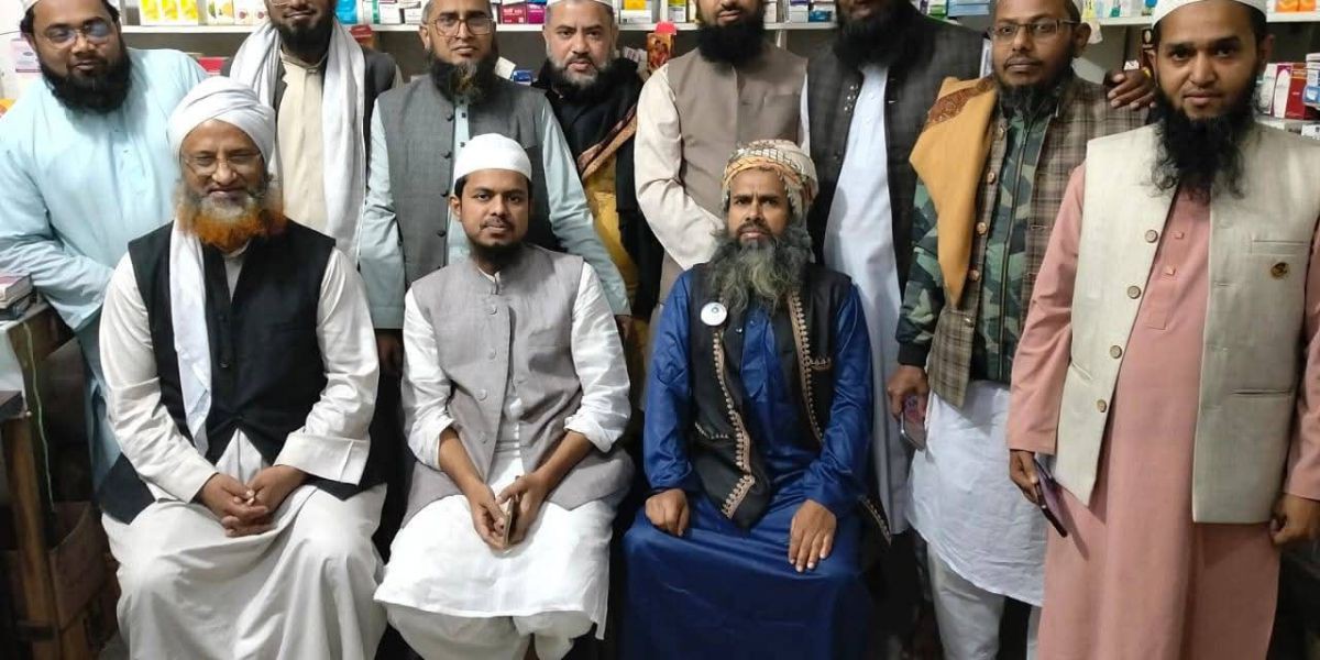 ব্ল্যাকমেইলের রাজনীতি বন্ধ করে সততা ও সচ্ছতার রাজনীতির আহ্বান..