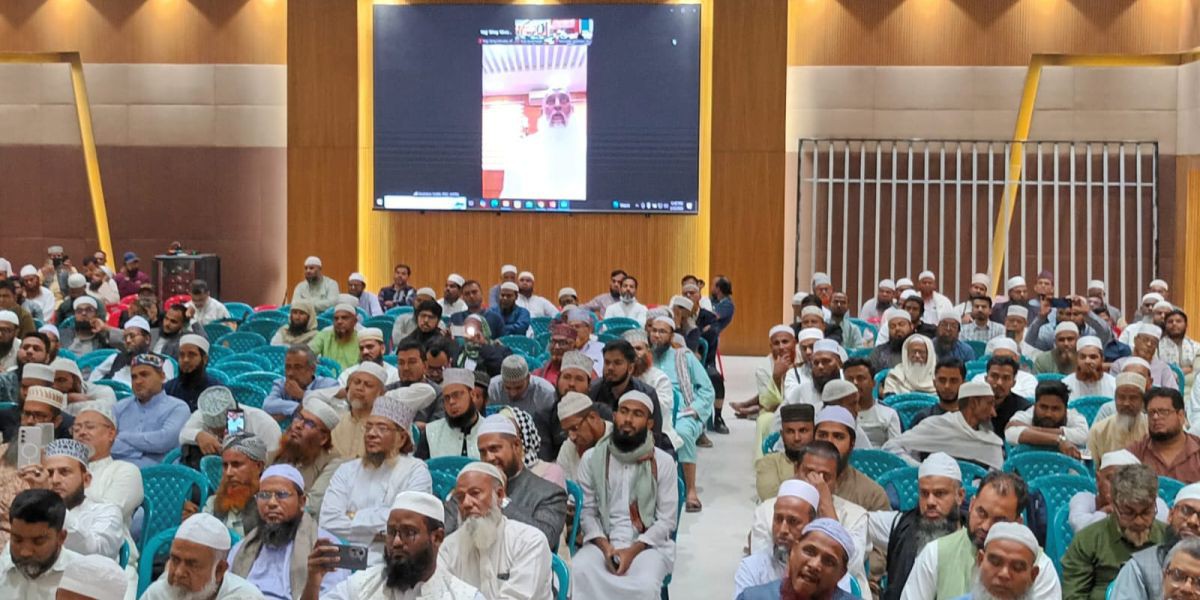 মাতাপিতার মতো হজযাত্রীদের খেদমত করতে হবে -ধর্মমন্ত্রী কায়কোবাদ..