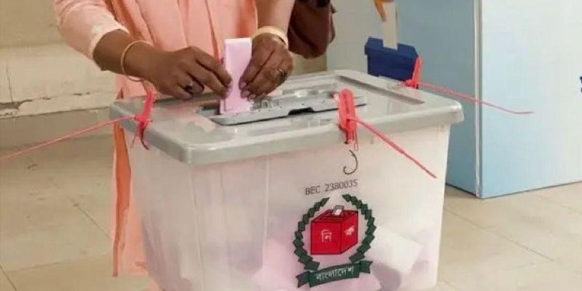 ফাঁকা রেজাল্ট শিটে পোলিং এজেন্টের সই, প্রিসাইডিং কর্মকর্তাকে বহিষ্কার..