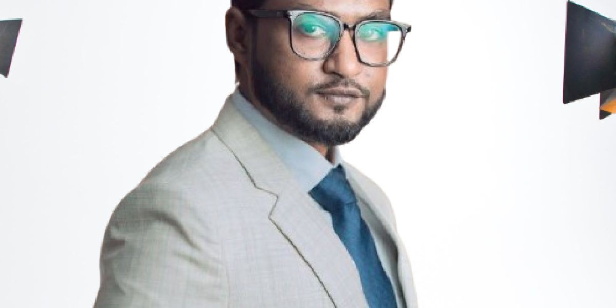 স্বৈরতন্ত্র একদিনে আসে না—নীরবতার ভেতরেই তার বীজ বোনা হয় : আকিব হাসান সাদ,সম্পাদক,ডেইলি আওয়ার নিউজ..