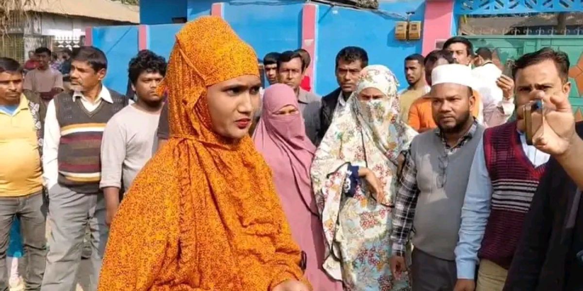 সেজেগুজে ভোট দিতে এসে দেখেন ‘ভোট হয়ে গেছে’ সাথীর