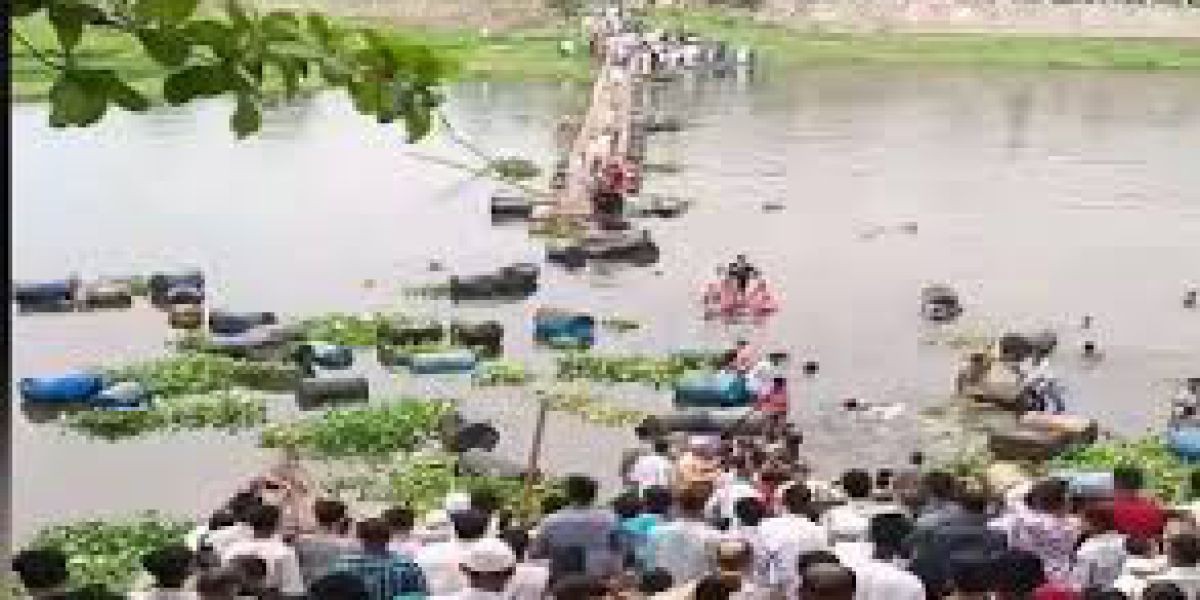 দেওয়ানগঞ্জে ঈদের আনন্দ বিষাদে রূপ নিল: ভাসমান সেতু উল্টে ৫ শিশুর মৃত্যু....