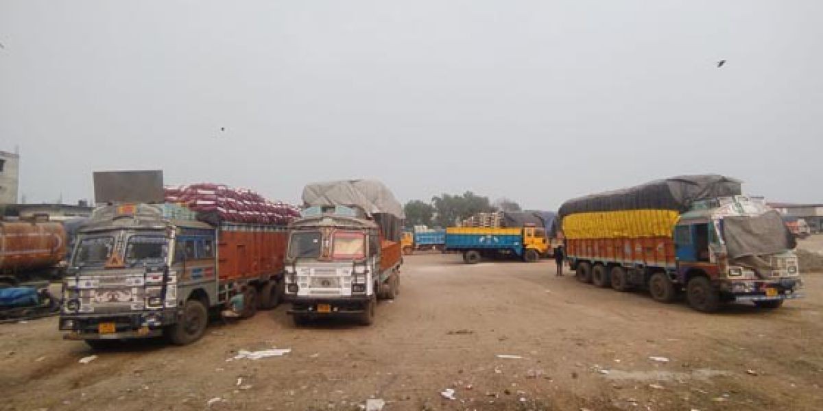 হিলি স্থলবন্দরে ২০৩ কোটি টাকা রাজস্ব ঘাটতি