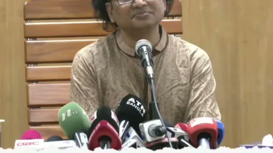 ⁣গণতান্ত্রিক ব্যবস্থায় সরকারকে জবাবদিহির মধ্যে রাখতে বিরোধী দলের ভূমিকা গুরুত্বপূর্ণ।