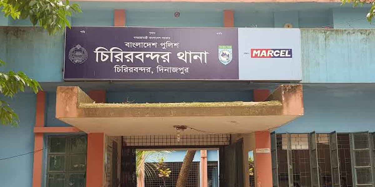 চিরিরবন্দরে টিসিবির মালামাল চুরির মামলায় এক চোর আটক