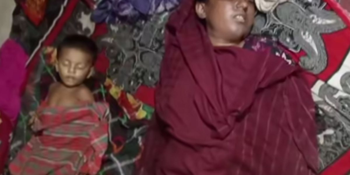 যশোরে মা-ছেলের ঝুলন্ত মরদেহ উদ্ধার: পুলিশি হেফাজতে স্বামী..