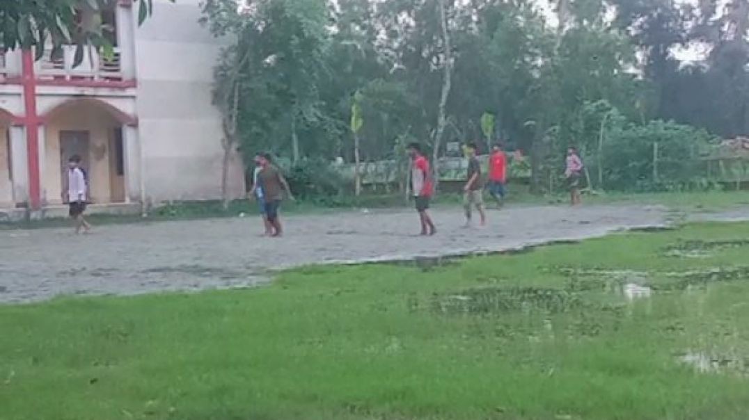 পদ্মা মনসা মাধ্যমিক বিদ্যালয়ের মাঠে