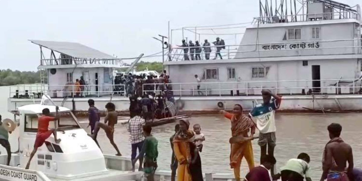 সুন্দরবনে কোস্ট গার্ড স্টেশনে দুর্বৃত্তদের পরিকল্পিত হামলা: বনদস্যু দমনে অস্থিরতা তৈরির অপচেষ্টা..