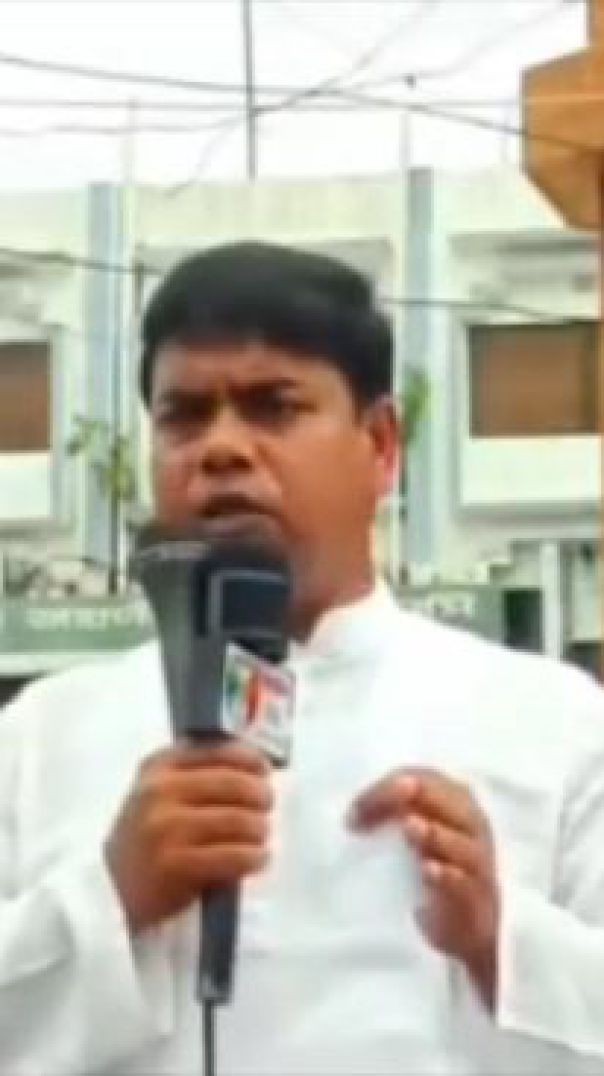 মঠবাড়িয়ায় ধর্মীয় অ ব মা ন না ও সা ম্প্র দা য়ি ক ষড় যন্ত্রের প্রতিবাদে মা ন ব ব ন্ধ ন ও বি ক্ষো