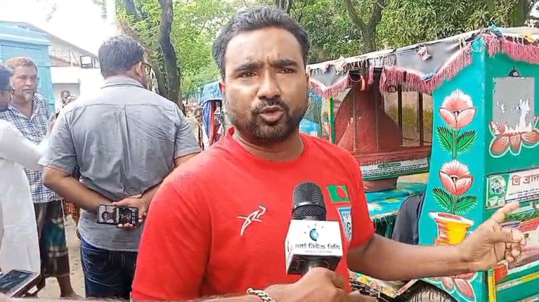 ⁣আশুলিয়া থানা শিমুলিয়া ইউনিয়নে যাতায়াতের প্রধান সড়কে জলাবদ্ধতা