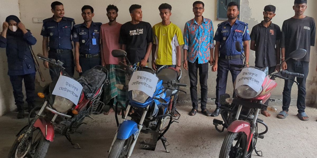 মোংলায় আন্তঃজেলা মোটরসাইকেল চোর চক্রের ৬ সদস্য আটক: উদ্ধার ৪ চোরাই মোটরসাইকেল..