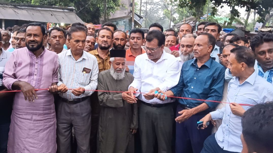 ⁣তালার মহান্দী টু কাশিমনগর ভায়া খলিলনগর সড়কের পুনঃসংস্কার কাজের উদ্বোধন