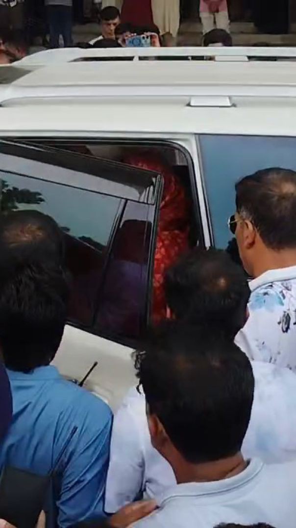 ⁣ফরিদপুর মেডিকেল হাসপাতালে প্রতিমন্ত্রী শামা ওবায়েদ