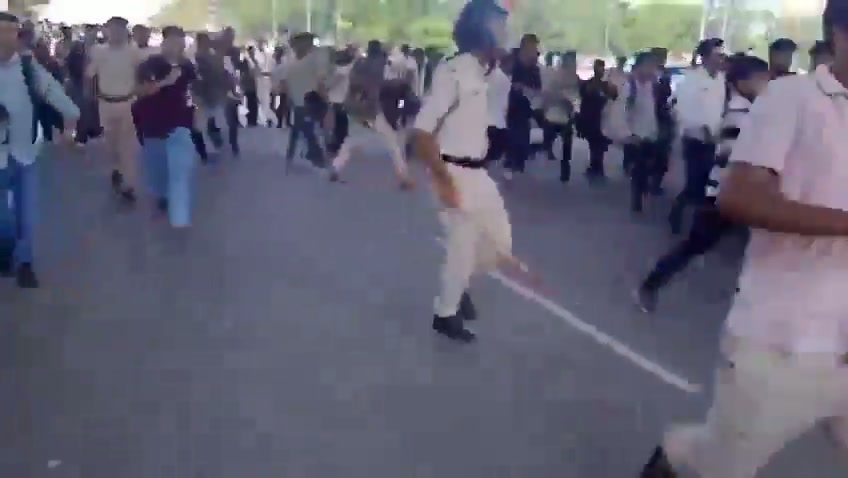 বিচার হীনতার ২৩০ দিন