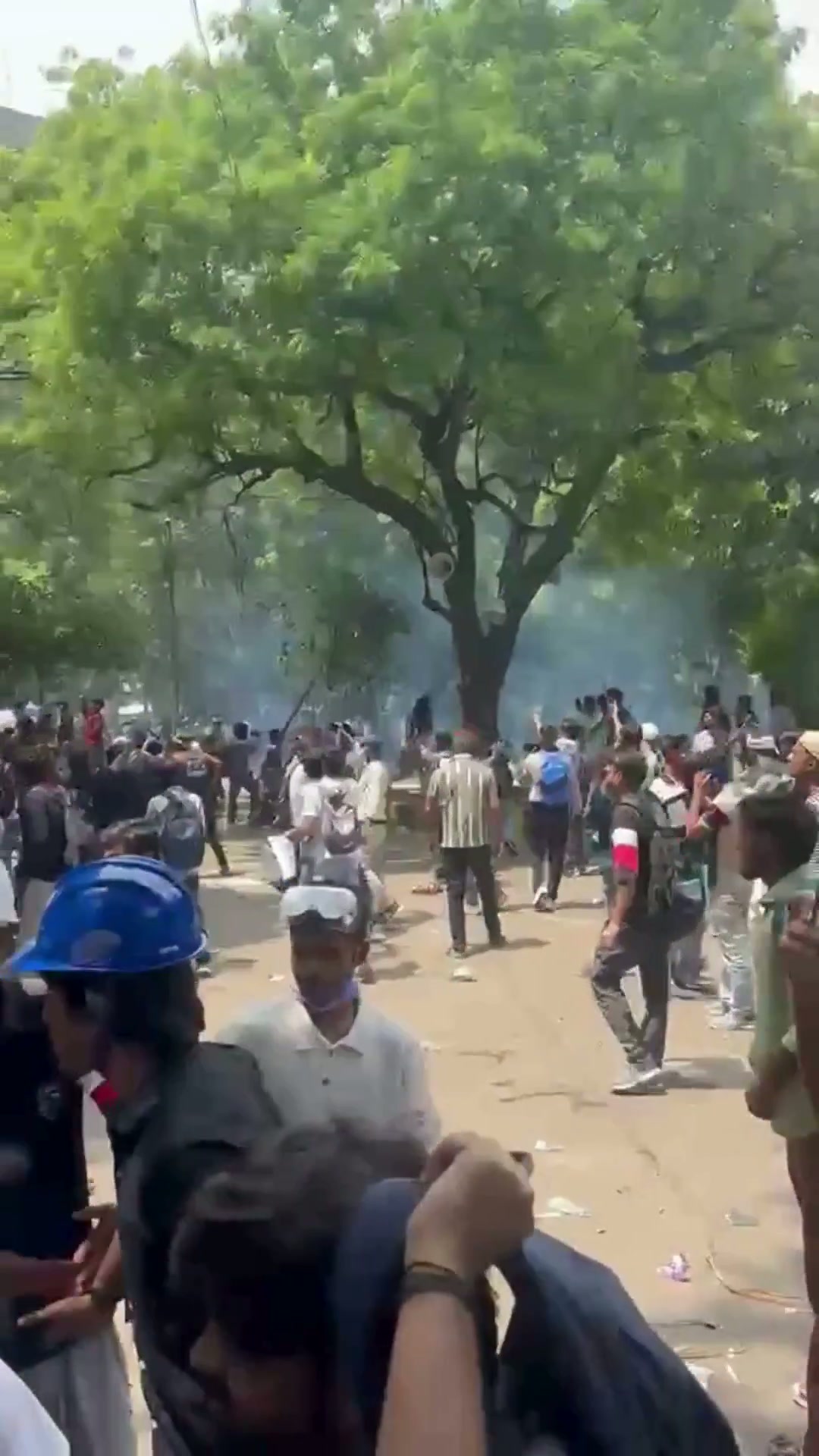 ⁣সংবাদ পরিবেশন
