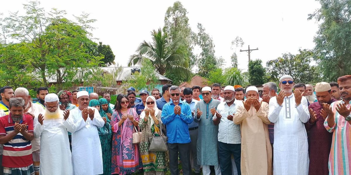 কালাইয়ে জুলাই শহীদ রিতার কবর জিয়ারতে প্রতিমন্ত্রী আব্দুল বারী..