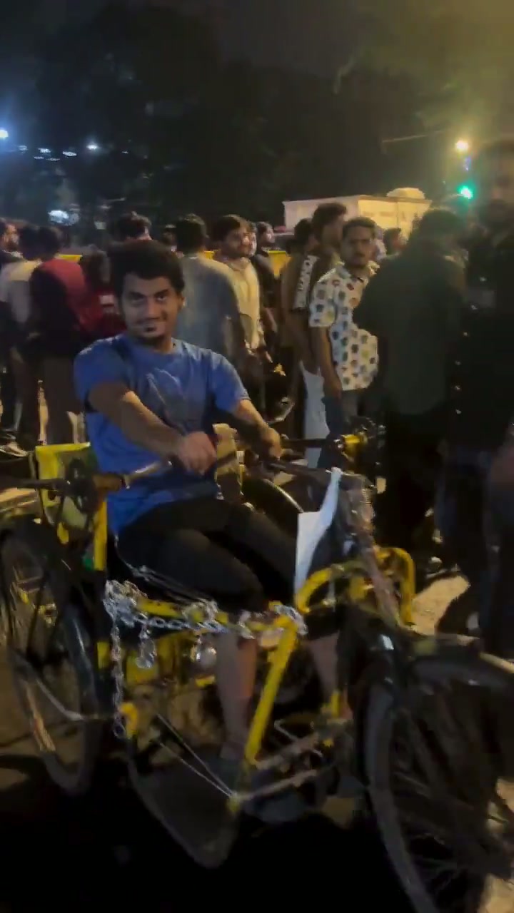 ⁣আদেশ: প্রলোভনে নতজানু নন, শত সংকটেও আপসহীন
