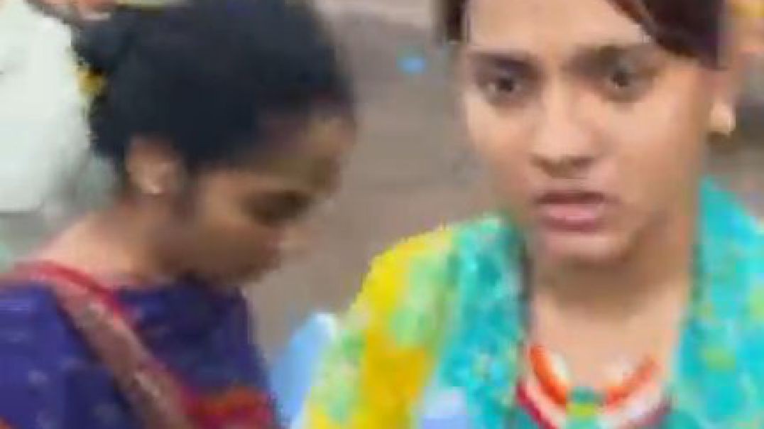 মোবাইল তিন নারী ছিনতাইকারী আটক