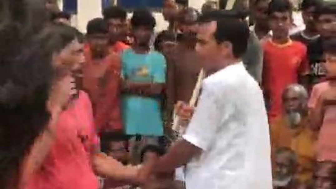 ⁣প্রকাশ্যে ঘুরে বেড়ায় চোর-মব সৃস্টির হাত থেকে বাচিয়ে মেম্বার পলাতক