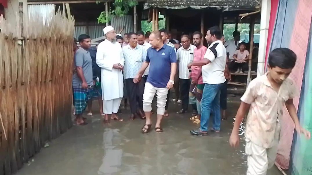 ⁣০ফরিদপুরে একটি আশ্রয়ন কেন্দ্রে জলাবদ্ধতা নিরসনে পৌরসভার ভূমিকা দাঁ