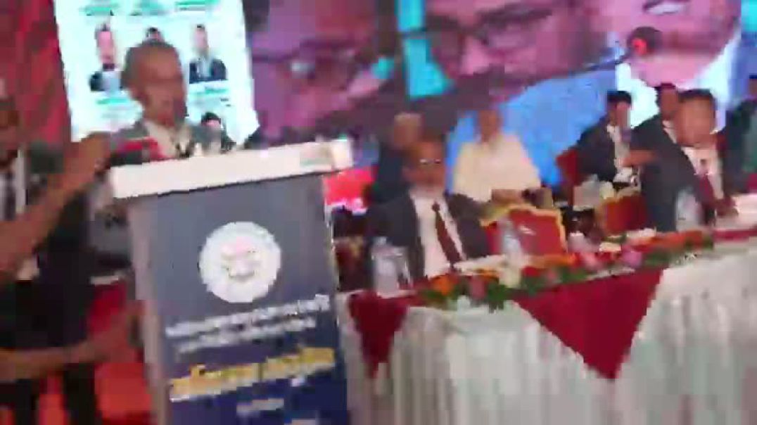 ডিজিটাল পণ্যের বাজার: নারী উদ্যোক্তাদের জন্য সম্ভাবনার নতুন দুয়ার খুলছে?