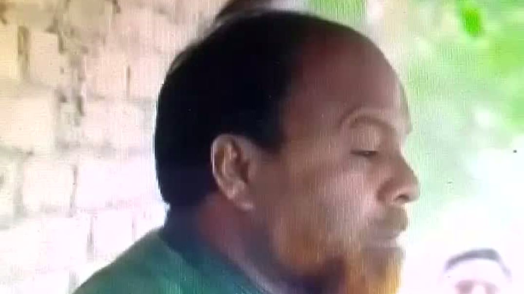 সার নিতে কৃষকদের মাঝে উত্তেজনা